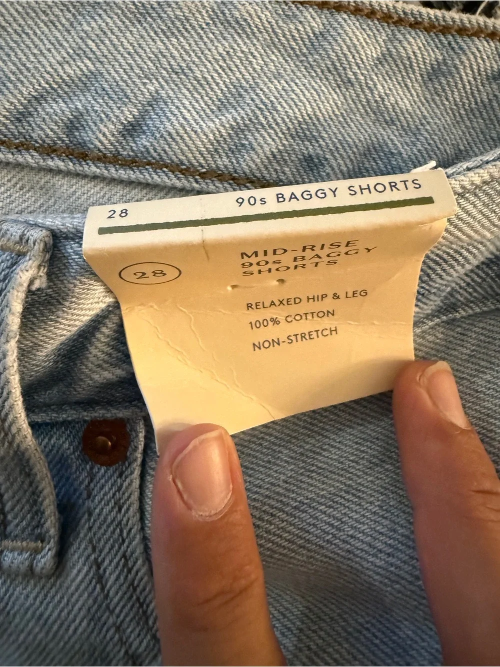 🌟 NWT Universal Thread Mid Rise 90s Baggy Denim Shorts Size 28 Light Wash 🌟